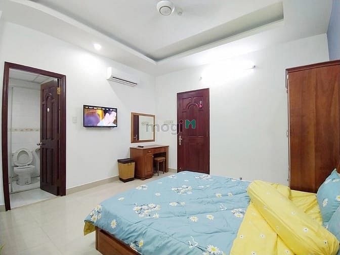 Hình ảnh 🏩🏩 Căn Hộ Cổ Điển Gần Công Viên Lê Thị Riêng- Quận 3 Gỗ Tự Nhiên🏩