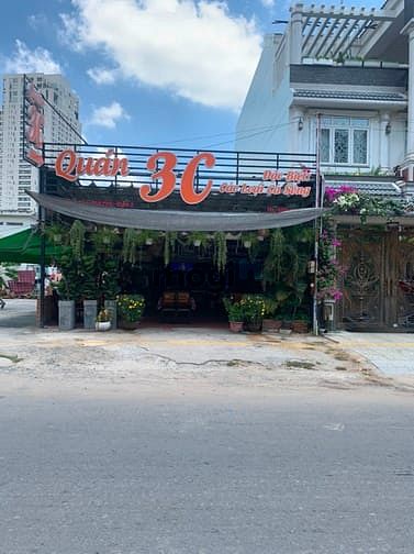 Hình ảnh Bán đất MT đường Nguyễn Hoàng. Vị trí đẹp, DT lớn. Chỉ 220 tr/m2 TL