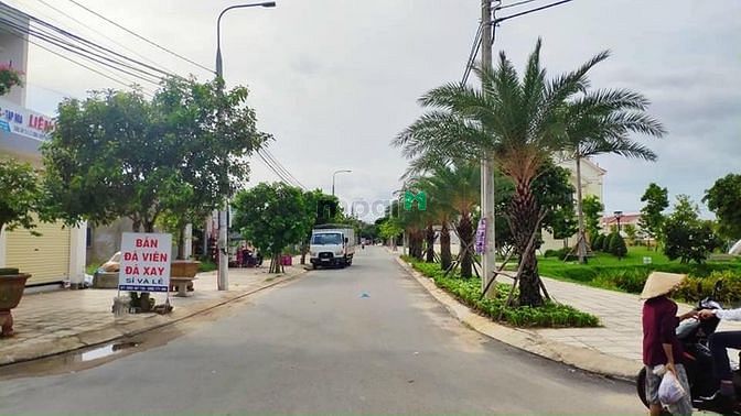 Hình ảnh Bán lô đất Tâm huyết giá vốn lấy tiền cho con đi du học