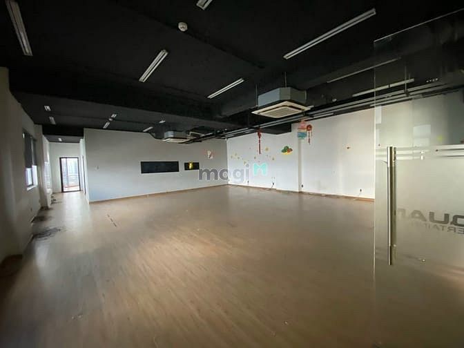 Hình ảnh Cho thuê Nhà 108A Trần Quang Diệu phường 14 q3