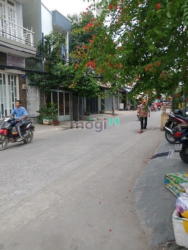 Hình ảnh Cho thuê nhà Góc ngã tư nơ trang long và lê quang định