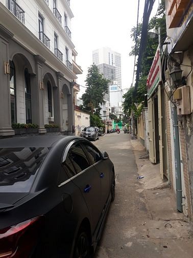 Hình ảnh Cho thuê nhà gần ngã tư phú nhuận