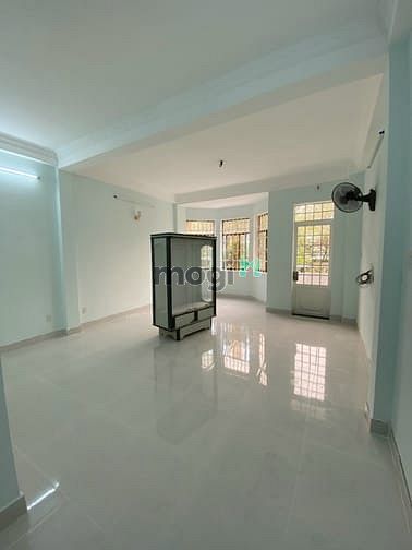 Hình ảnh Nhà Phan Anh, 1T2L đường 10m, ở làm cty, spa,...
