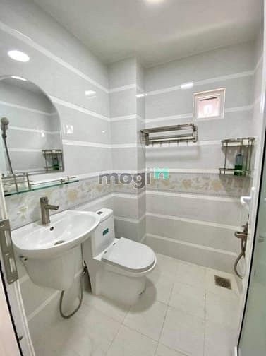 Hình ảnh Cho thuê nhà mới xây ngay lăng cha cả. 24A2 Bùi Thị Xuân