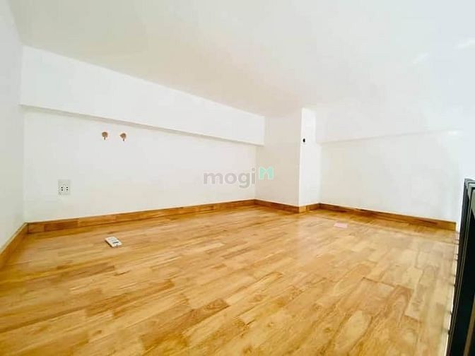 Hình ảnh Phòng gác lửng cho thuê- view cửa sổ siêu đẹp- đường Huỳnh Tấn Phát q7
