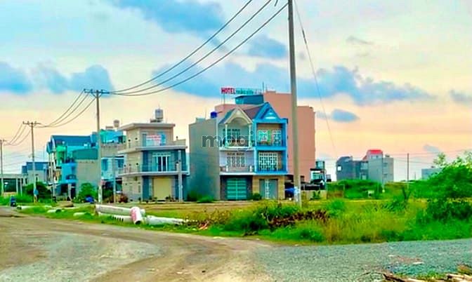 Hình ảnh Kẹt Tiền Bán Gấp - Đất Nền Khu Chợ Hưng Long - Bình Chánh