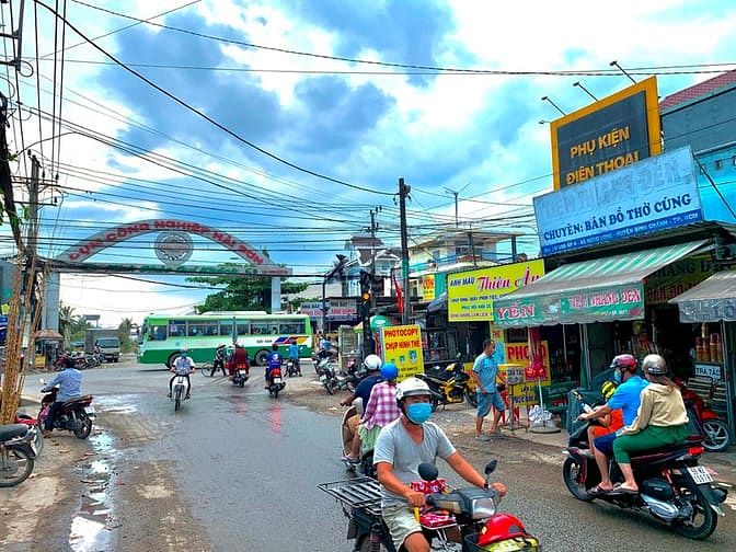 Hình ảnh Kẹt Tiền Bán Gấp - Đất Nền Khu Chợ Hưng Long - Bình Chánh