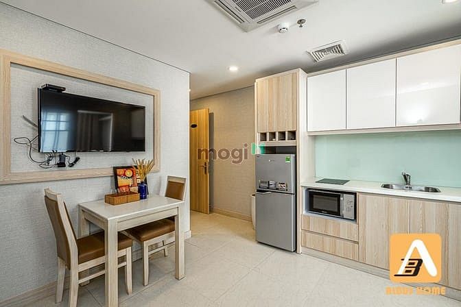 Hình ảnh CH Q1 bacony, rộng rãi thoáng - Gần Bình Thạnh