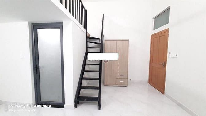 Hình ảnh Căn Hộ Cho Thuê Có Gác 35m2 Có Sẵn Nội Thất Cộng Hòa , Tân Bình