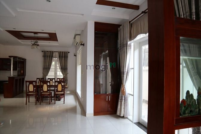 Hình ảnh Cho thuê villa Thảo Điền 500m2, 1 trệt 1 lầu 5PN full nội thất
