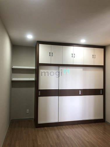 Hình ảnh Cho thuê chung cư The Gold View, nội thất cơ bản dính tường, 2PN, 92m2