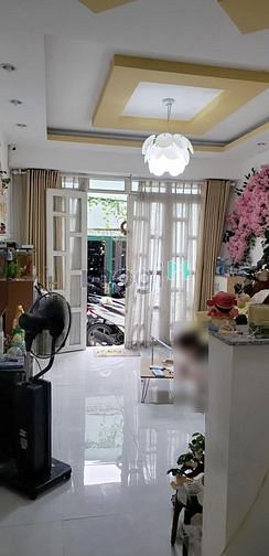 Hình ảnh 🌹 Bán Nhà Lầu Đúc BTCT Hẻm xe hơi q7
