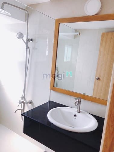 Hình ảnh Cho thuê nhà MT 160A Phan Đăng Lưu Ngay đoạn 2 Chiều sầm uất đường lớn