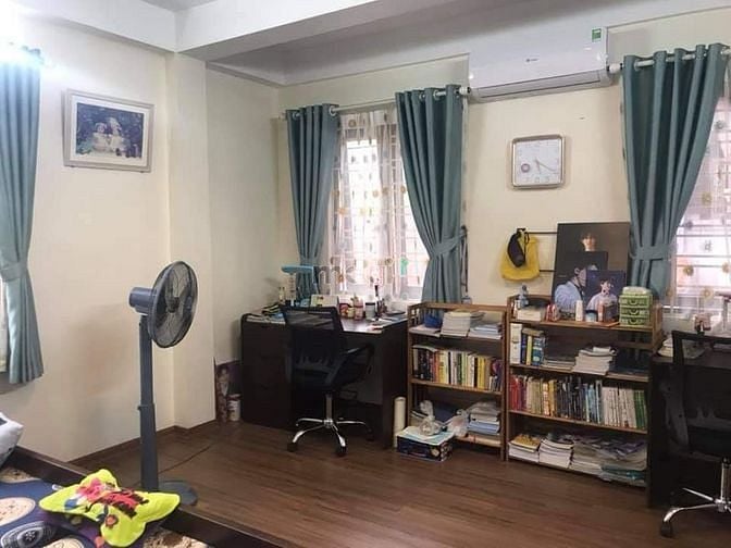 Hình ảnh Cho thuê nhà mp Lạc long quân 100m2x5T chỉ 30tr