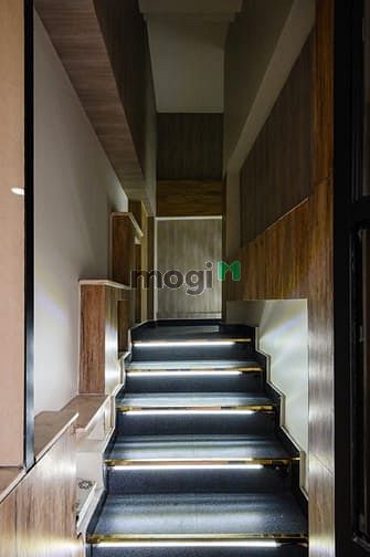 Hình ảnh Cho Thuê Nhà cực đẹp, góc 2MT Lê văn Sỹ, 1000m2 Hầm 7T Thang Máy