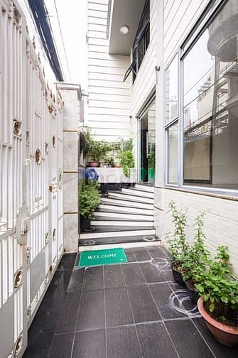 Hình ảnh Cho Thuê Nhà cực đẹp, góc 2MT Lê văn Sỹ, 1000m2 Hầm 7T Thang Máy