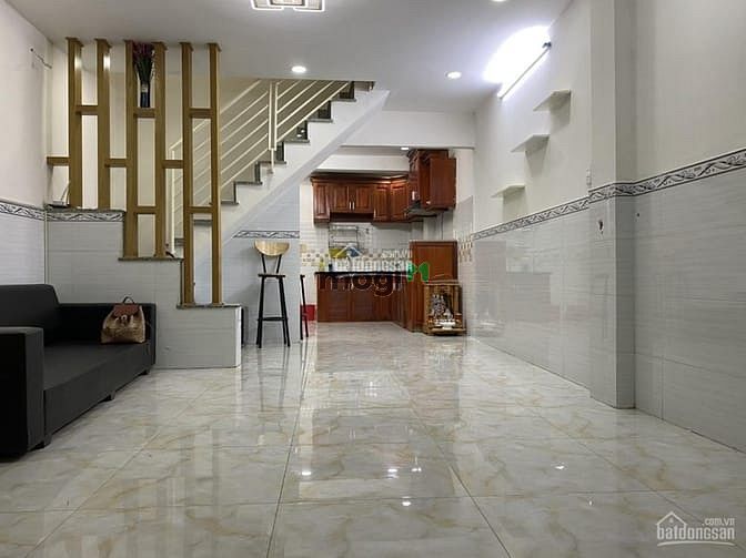Hình ảnh Cho thuê nhà đường a4, p12, q.tân bình, dt 4x18m, 1tr3l.