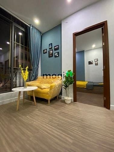 Hình ảnh Cho Thuê Căn Hộ 2PN Khu Sân Bay, Full Nội Thất,Thang Máy, Free Dịch Vụ