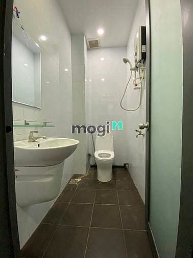 Hình ảnh Cho Thuê Căn Hộ 2PN Khu Sân Bay, Full Nội Thất,Thang Máy, Free Dịch Vụ