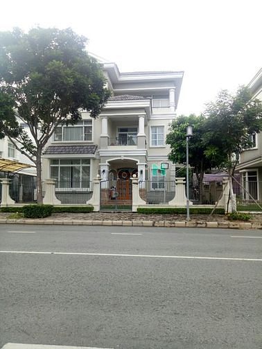 Hình ảnh Cho thuê biệt thự Mỹ Phú 2, nhà đẹpp lung linh, giá rẻ nhất