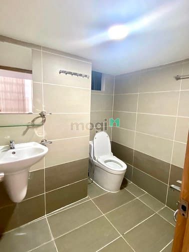 Hình ảnh Cho thuê phòng Siêu rộng, có Máy giặt riêng. Quận 2