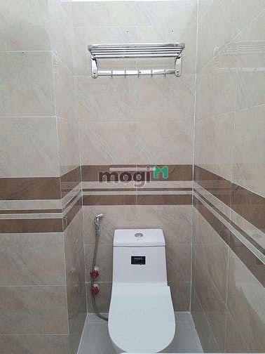 Hình ảnh Cho thuê nhà đường Bế Văn Đàn, quận Tân Bình, 4x18, 1tr2l, st.
