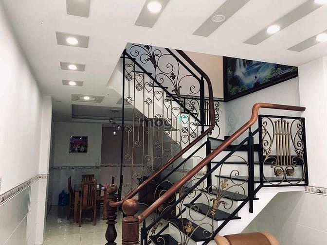 Hình ảnh Cho thuê nhà đường Bế Văn Đàn, quận Tân Bình, 4x18, 1tr2l, st.