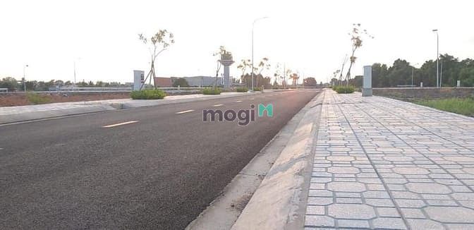 Hình ảnh Tôi cần bán lô đất đường Cao Đức Lân, P.An Phú, Q2. SHR,Giá 1.9ty/80m2