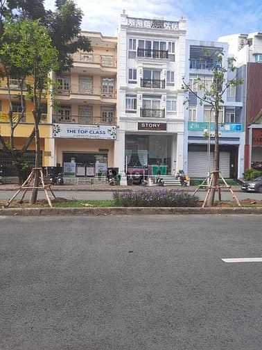 Hình ảnh Cần cho thuê căn góc nhà phố Phú Mỹ Hưng Quận 7.
