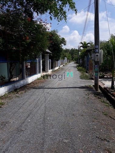 Hình ảnh Bán lỗ đất Nhơn Trạch,thổ cư,đường lớn,dân cư đông giá rẻ 280tr/1000m