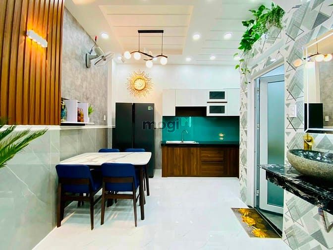 Hình ảnh Cho thuê nhà 346A CMT8, P10, Q3