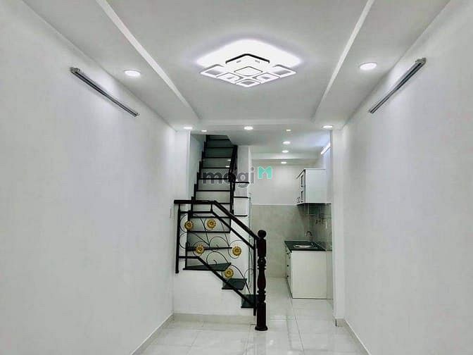 Hình ảnh Bán nhà Đất Thánh Tân Bình 5 tầng BTCT, 29m2, giá 4 tỷ 4.