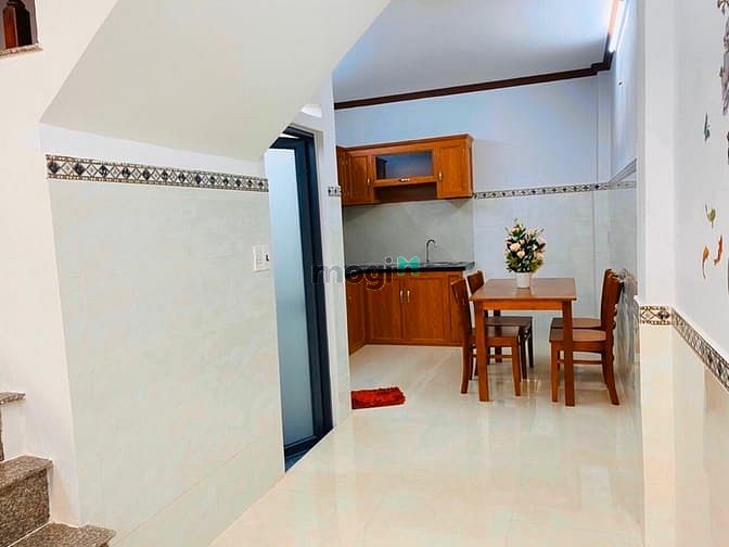 Hình ảnh Nhà Phạm Phú Thứ khu kinh doanh vô cùng sầm uất
