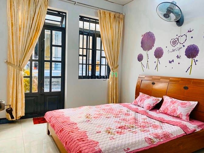 Hình ảnh Nhà Phạm Phú Thứ khu kinh doanh vô cùng sầm uất
