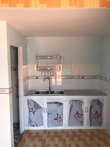 Hình ảnh Ra nước ngoài, cần bánTrọ 300m2 thu nhập 16tr/th,dân đông đối diện KCN