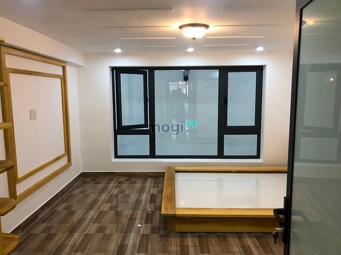Hình ảnh Cho thuê nhà hẻm 391/2 Sư Vạn Hạnh sát bên Trung Tâm Thương Mại
