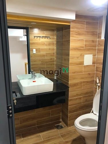 Hình ảnh Cho thuê nhà hẻm 391/2 Sư Vạn Hạnh sát bên Trung Tâm Thương Mại