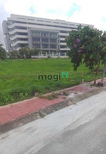 Hình ảnh Bán đất MT Dương Thị Giang, Q12, ngay ga Metro số 2, SHR, thổ cư, XTD