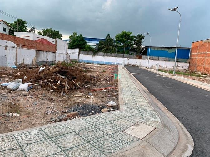Hình ảnh Bán gấp 2 lô mặt tiền Hương Lộ 2 gần BVien Bình Tân chỉ từ 32tr/m2