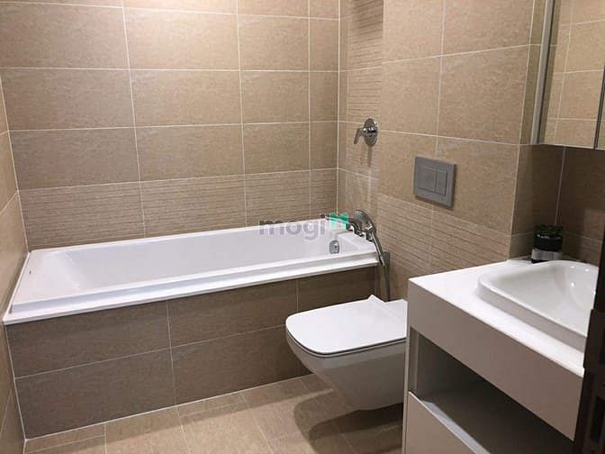 Hình ảnh Cho thuê căn góc 130m2 M1 Vinhomes Metropolis view Hồ Tây