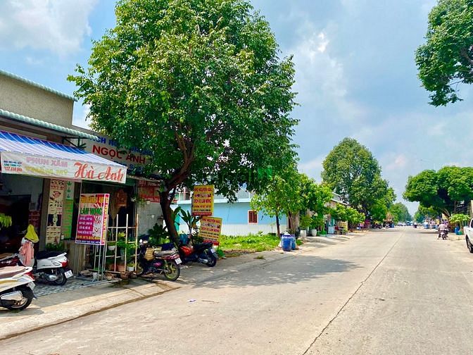 Hình ảnh Bán nhanh lô đất 300m2 thổ cư trong KĐT mới dân đông ở Bình Dương