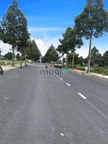 Hình ảnh Sang lô góc 2 MT 200m2 đất thổ (Bao công chứng)