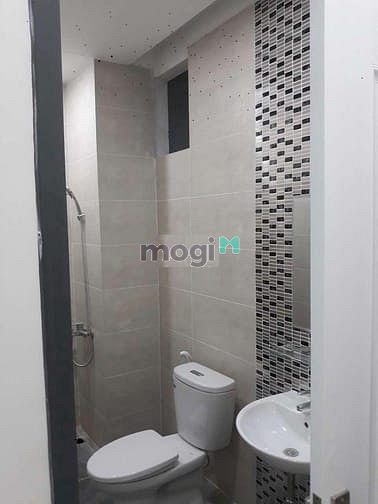 Hình ảnh Cho thuê nhà Bạch Đằng, Tân Bình, Diện tích 4*20m, 1tr2l, st.