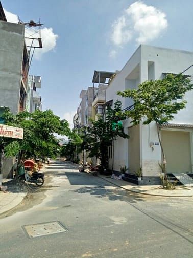 Hình ảnh Kẹt vốn bán gấp lô đất 100m2 MT Bình Phú Quận 6,giá chỉ 1.8 tỷ,SHR