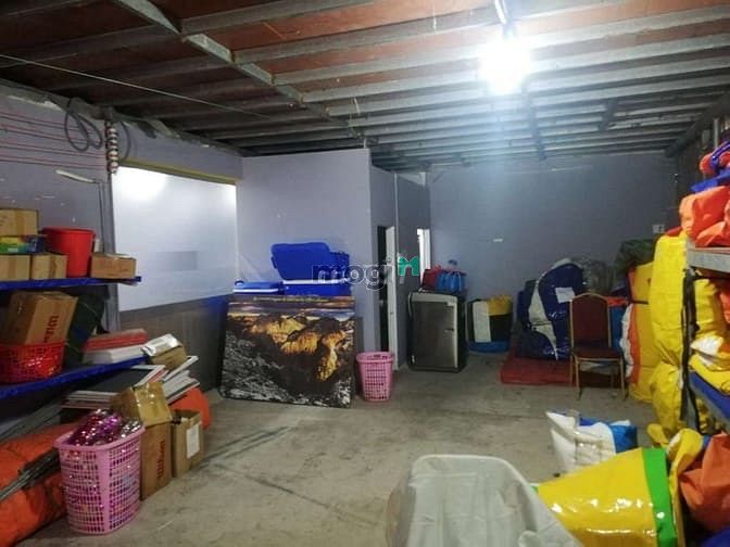 Hình ảnh Cho thuê kho Gần Cục Thuế Quận 2 170m2 giá 29tr/th