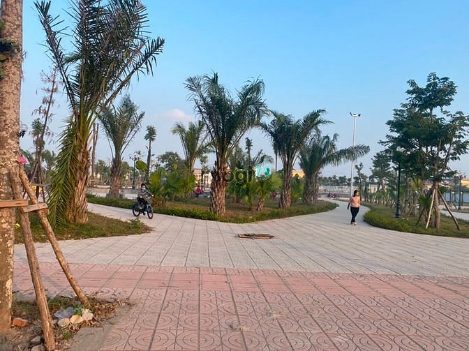 Hình ảnh TĐC Ngọc Thụy, Vỉa hè, Lô Góc 51m2 x Mt 5,5m x 110tr,m2, 3thoáng