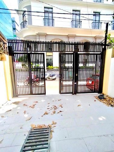 Hình ảnh Cho Thuê Nhà 86/5 Biệt Thự Phổ Quang, P2, Tân Bình