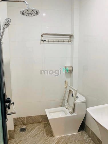 Hình ảnh Mb6623 nạp rút nhanh chóng ban công full nội thất trung tâm Q4