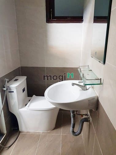 Hình ảnh Mb6623 nạp rút nhanh chóng full nội thất cửa sổ lớn KDC Trung Sơn
