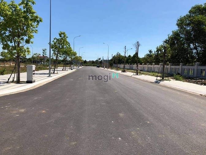 Hình ảnh Bán đất MT QL13 KDC D-Villas sổ riêng từng nền diện tích 80-100-120m2